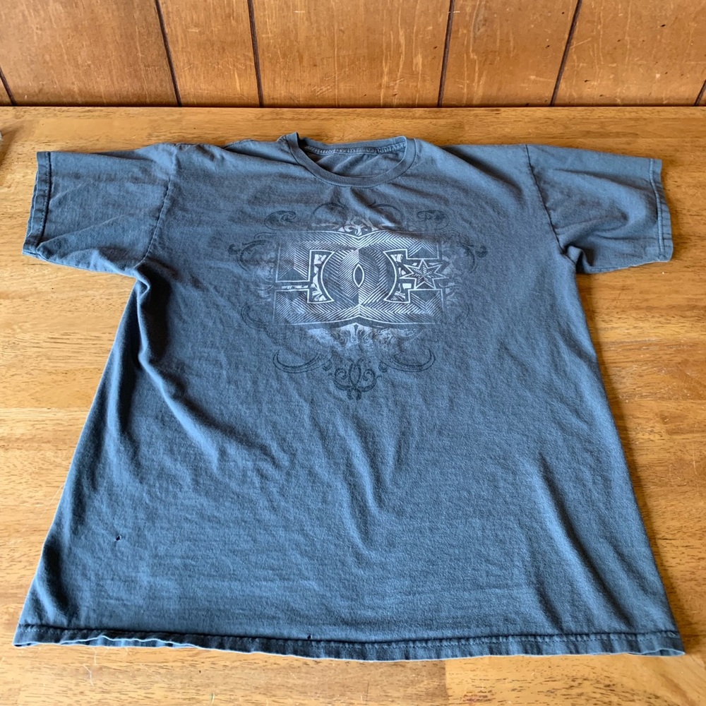 Very nice DC T-shirt it is a size M